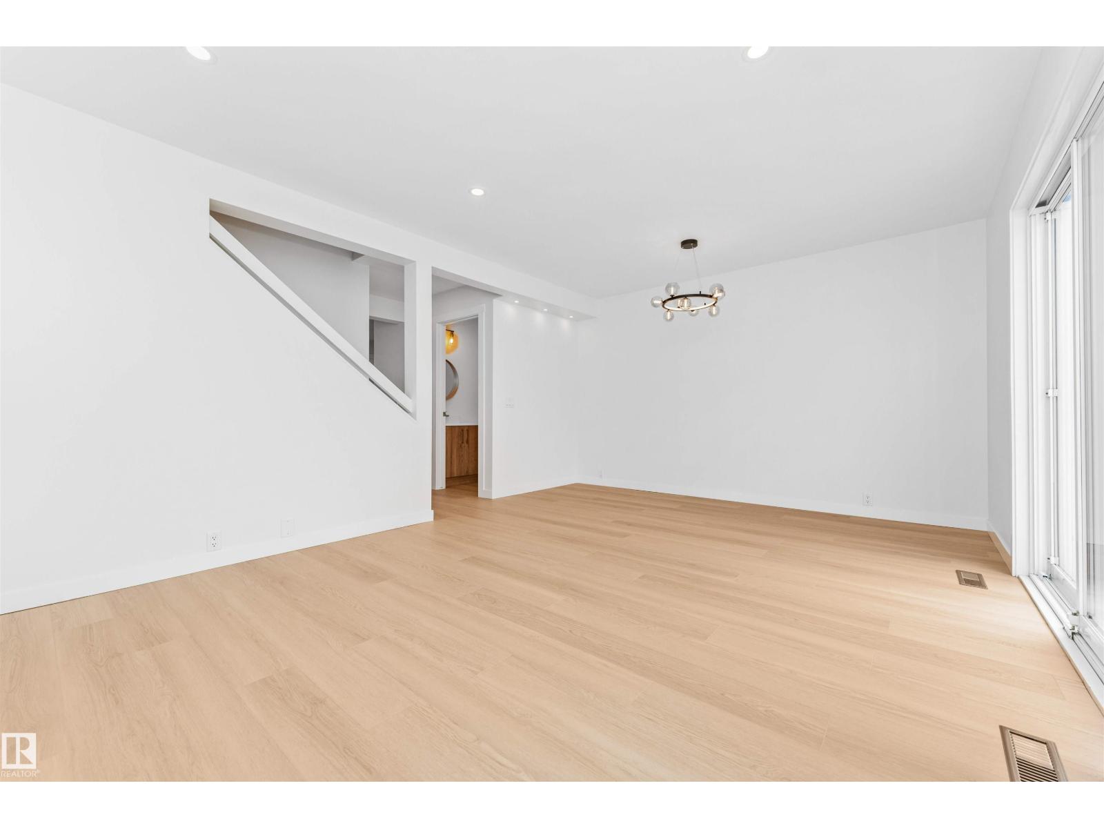 155 WOODBOROUGH WY NW - 20