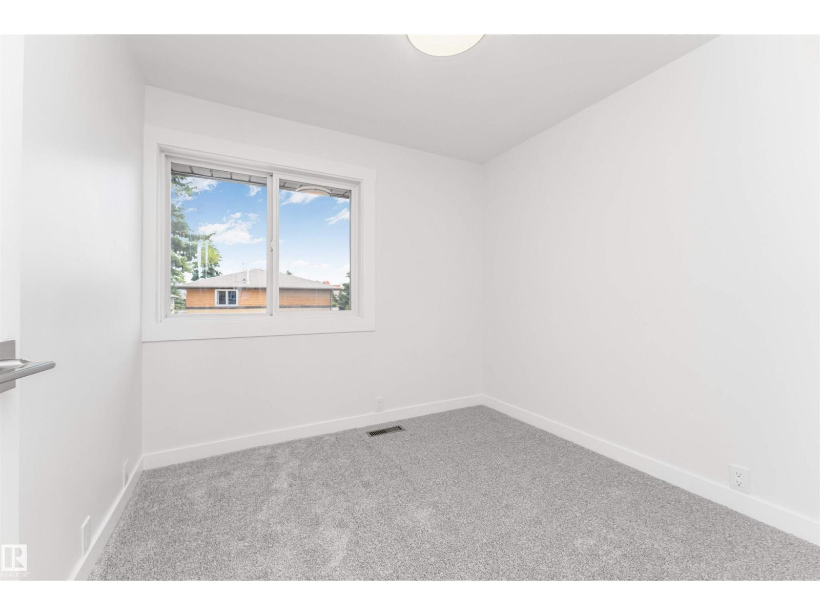 155 WOODBOROUGH WY NW - 31
