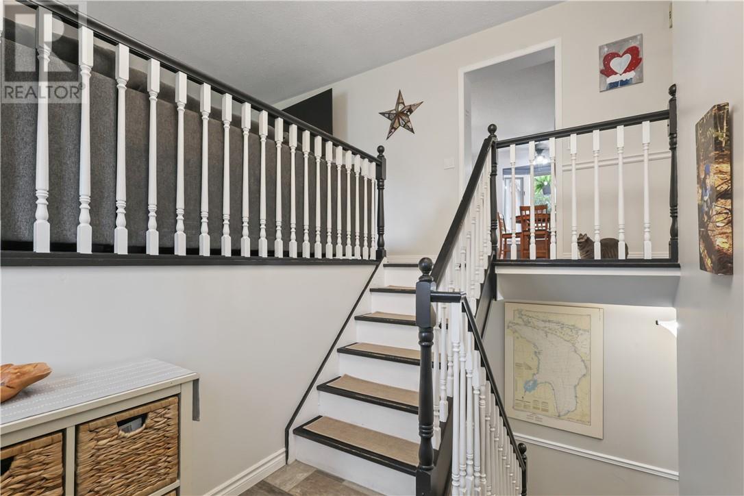 700 QUEENSWAY Boulevard - 27