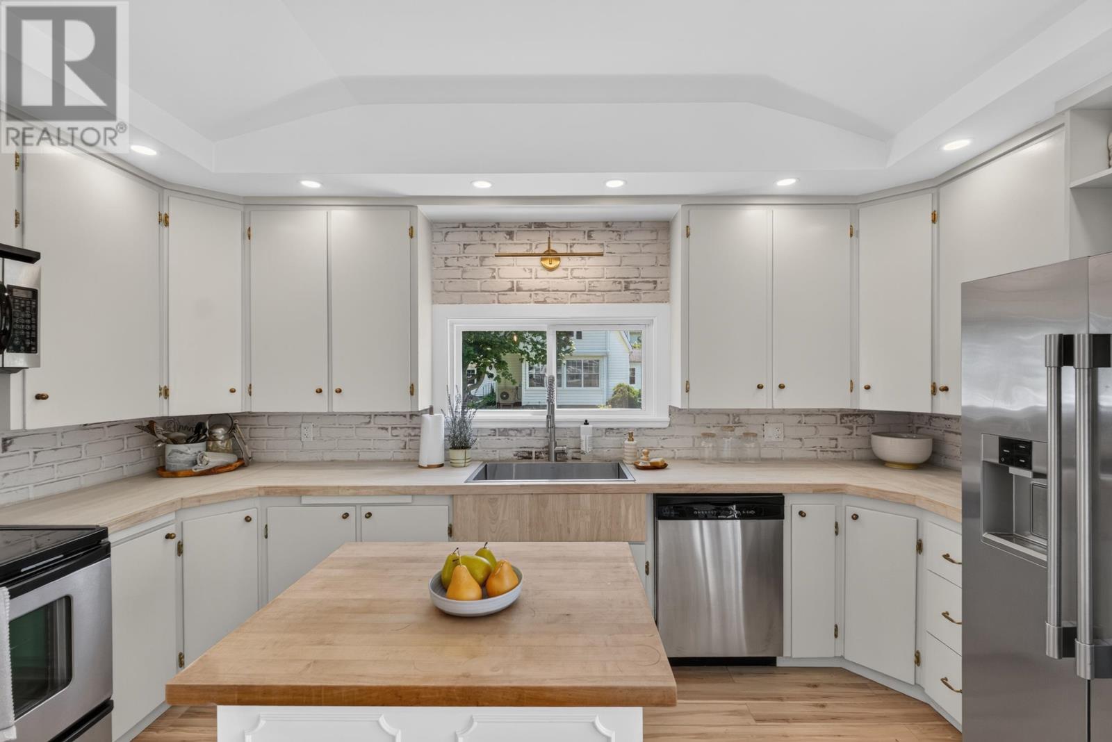 362 Oak Avenue - 28