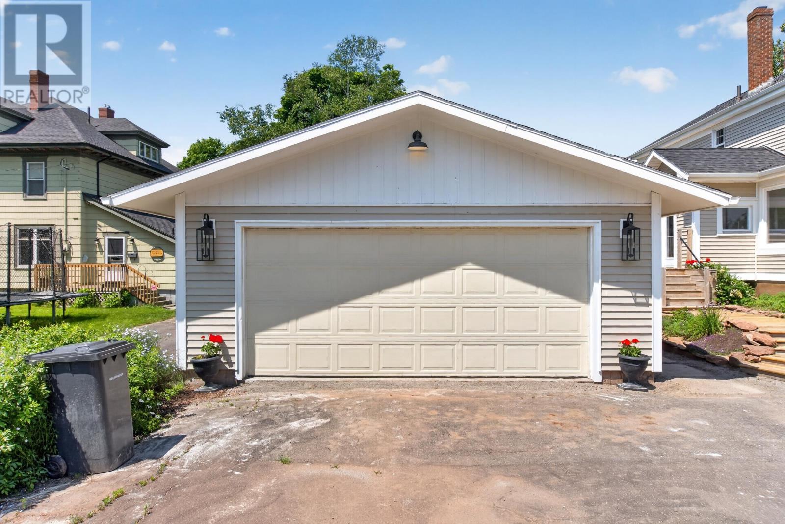 362 Oak Avenue - 47