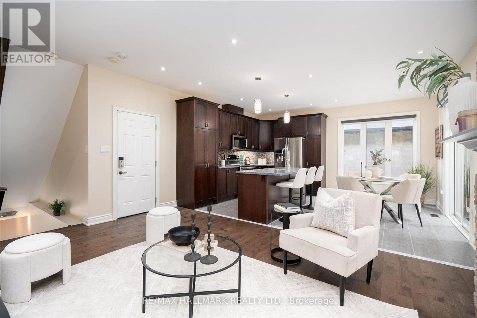 7 OS JAMES HUNT CRT COURT - 10
