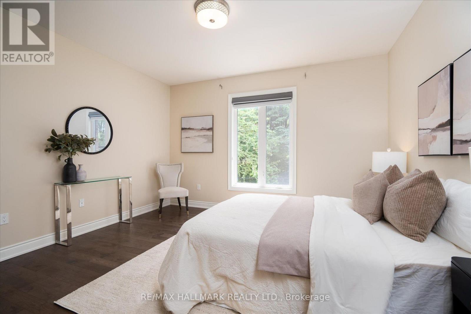 7 OS JAMES HUNT CRT COURT - 16