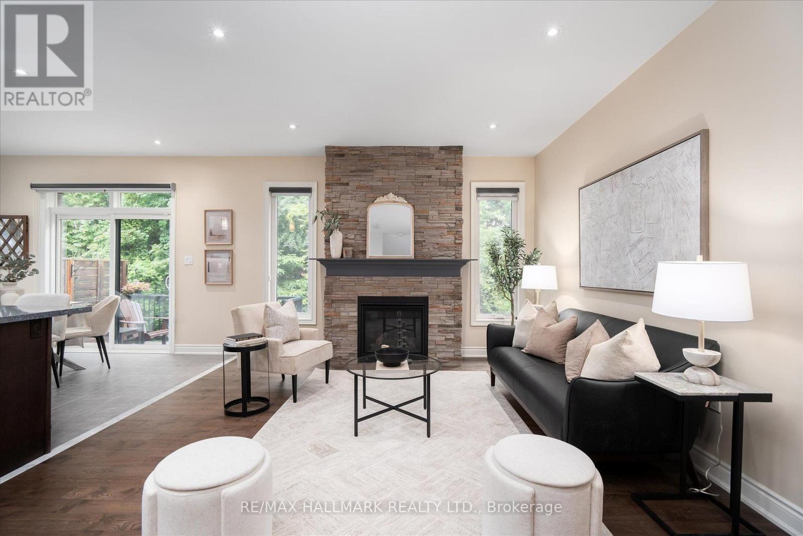 7 OS JAMES HUNT CRT COURT - 9
