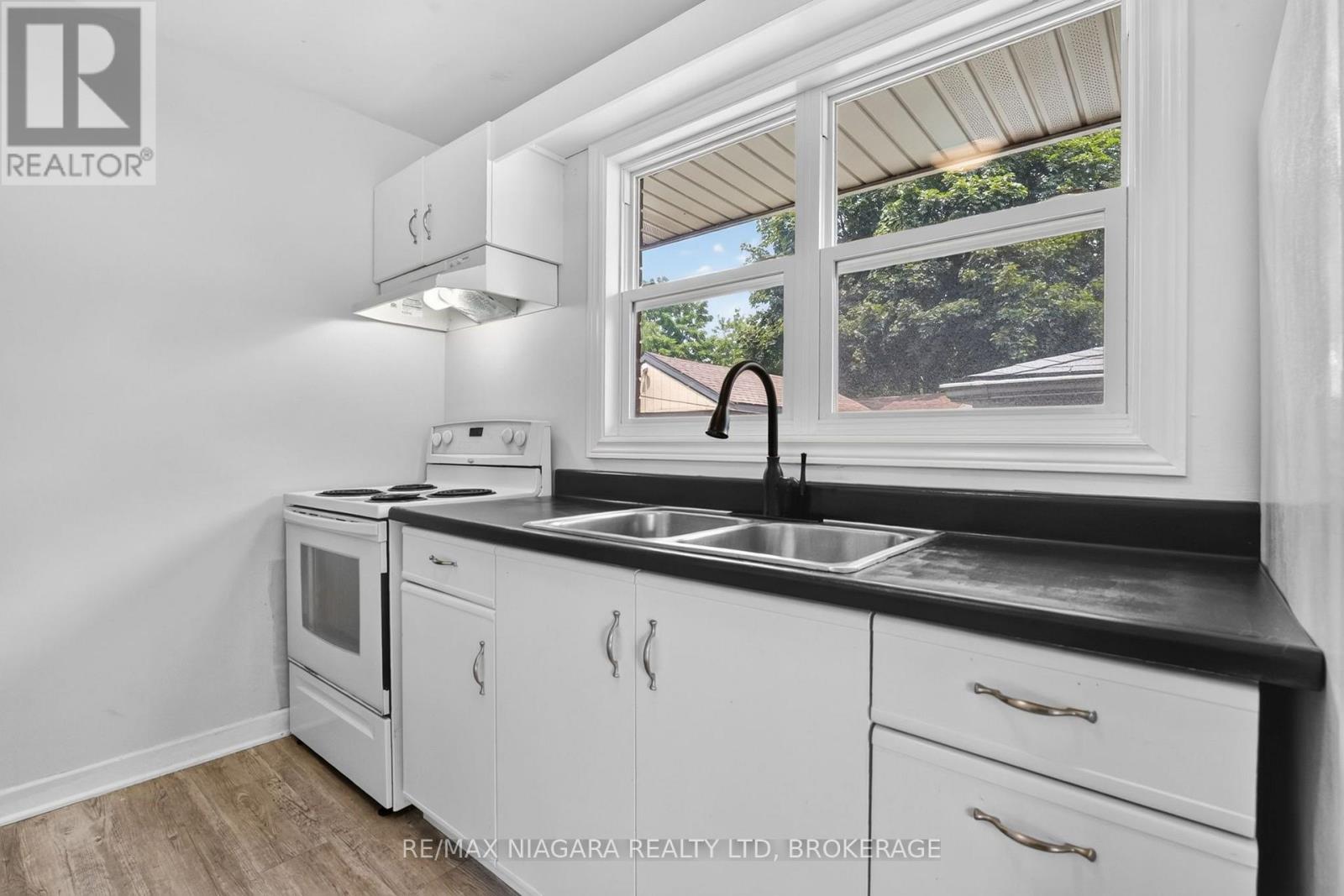 6427 CARLTON AVENUE - 14