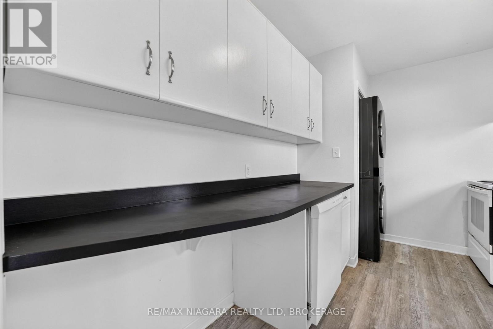 6427 CARLTON AVENUE - 15