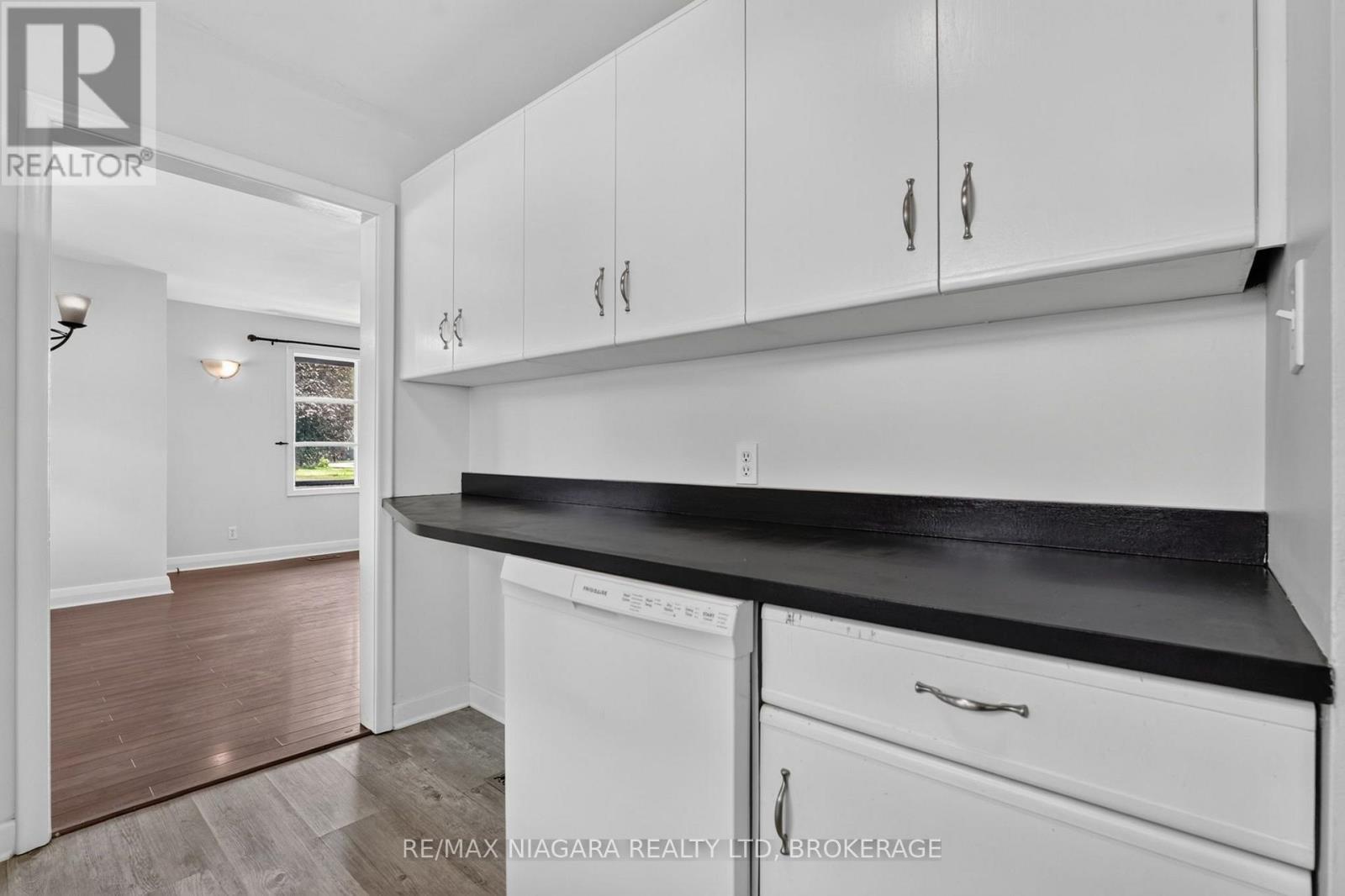 6427 CARLTON AVENUE - 18