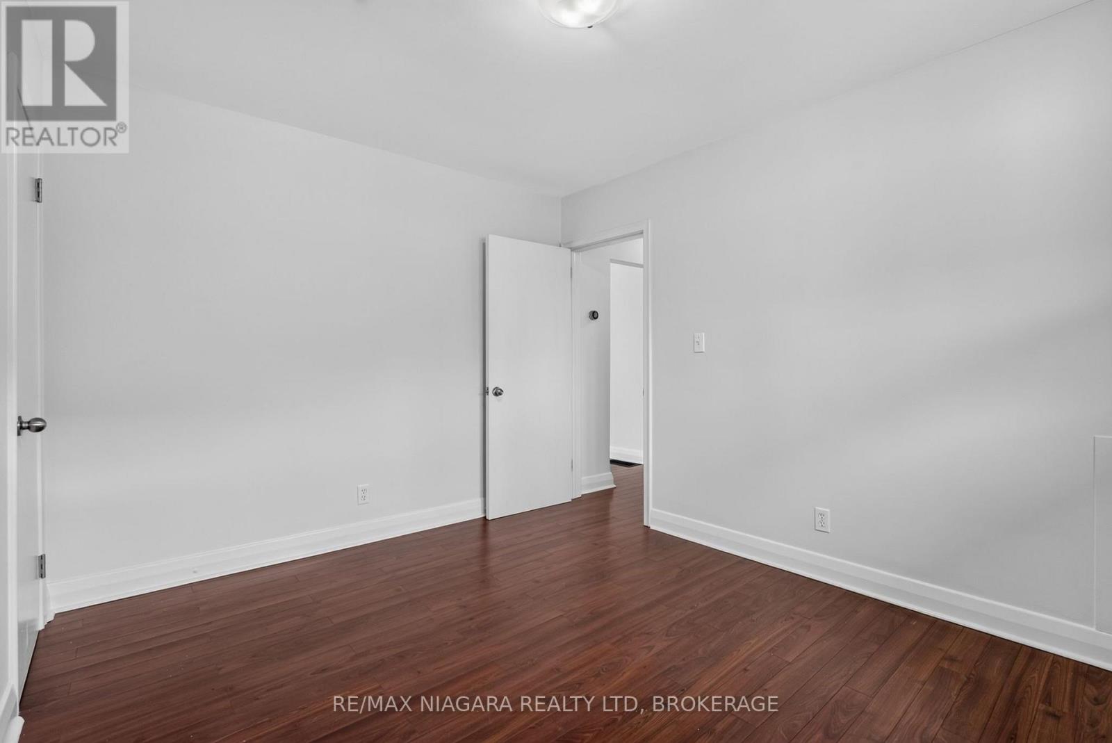 6427 CARLTON AVENUE - 21