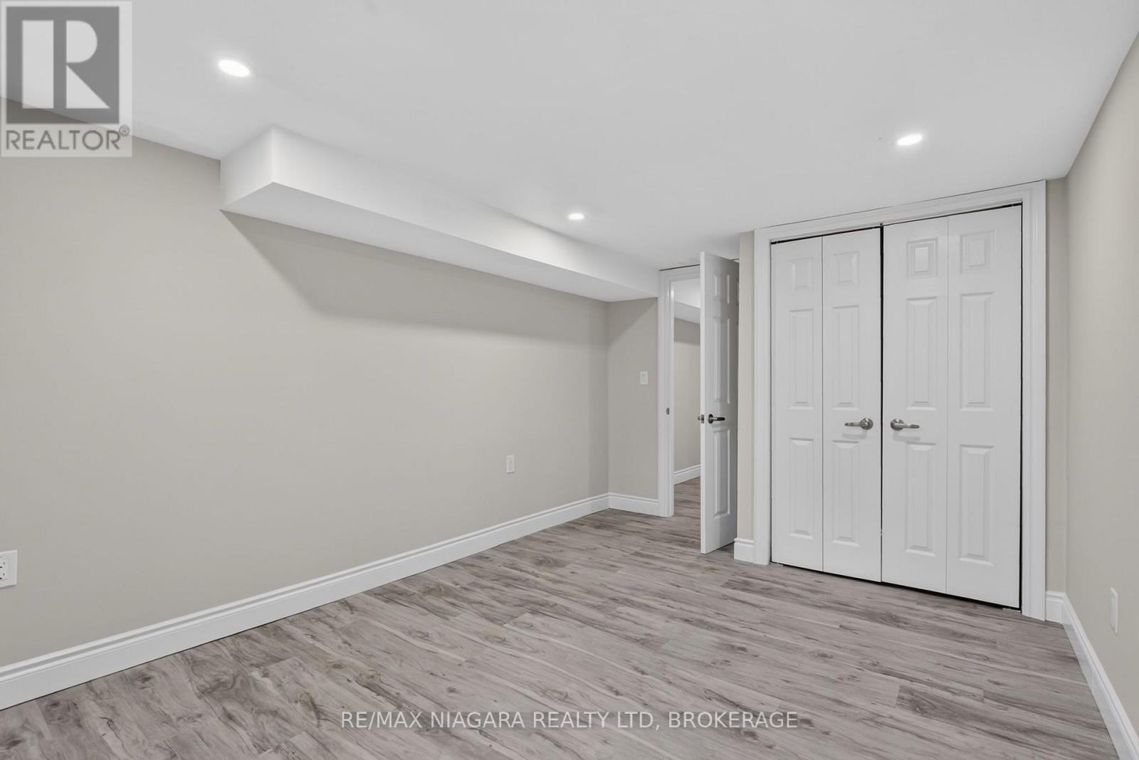 6427 CARLTON AVENUE - 37