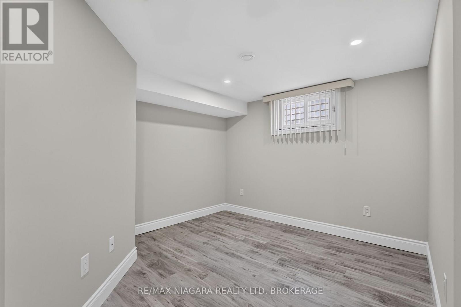 6427 CARLTON AVENUE - 39
