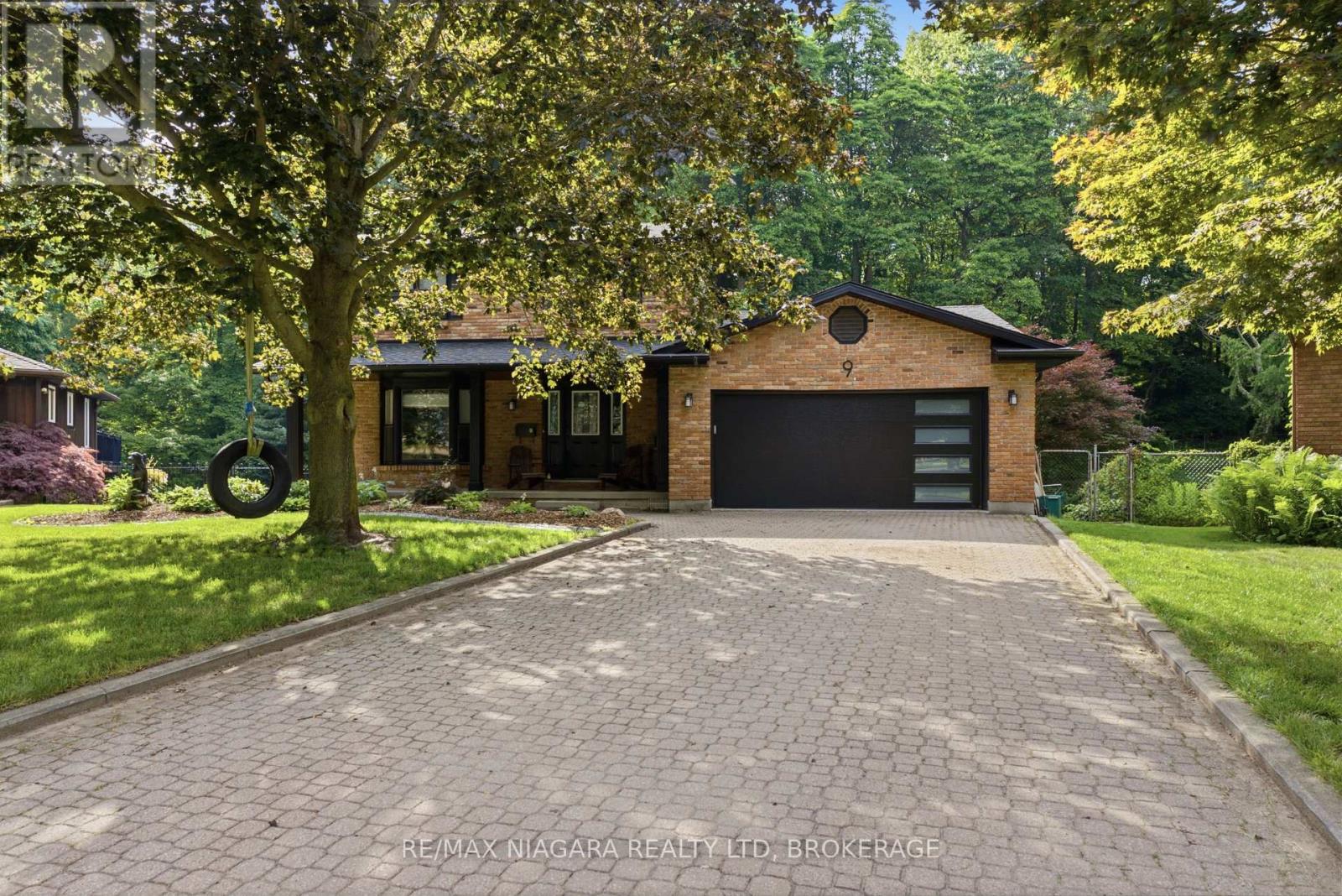 9 BEECHNUT COURT - 1