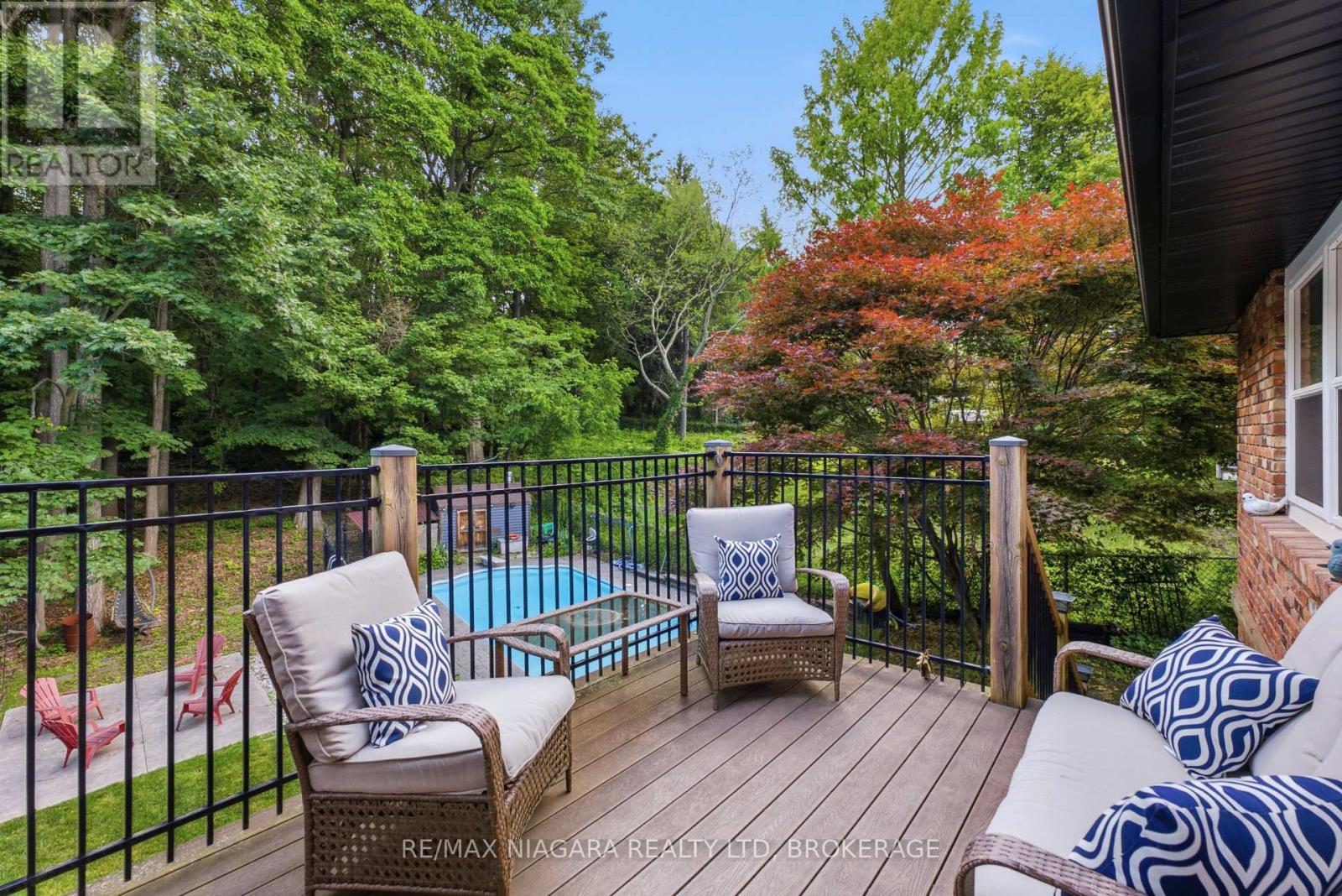 9 BEECHNUT COURT - 39