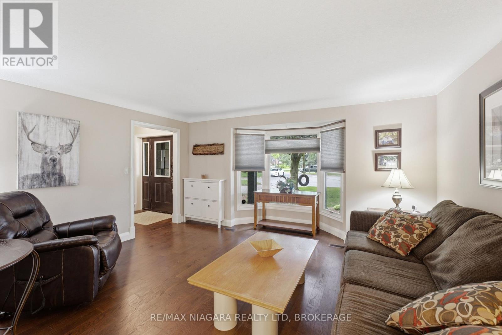 9 BEECHNUT COURT - 6