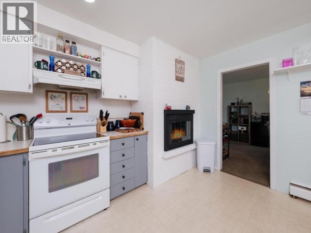30 STEWART ROAD - 13