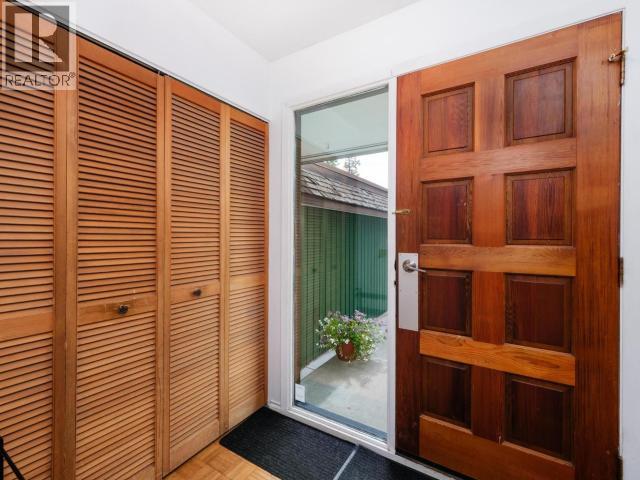 30 STEWART ROAD - 4