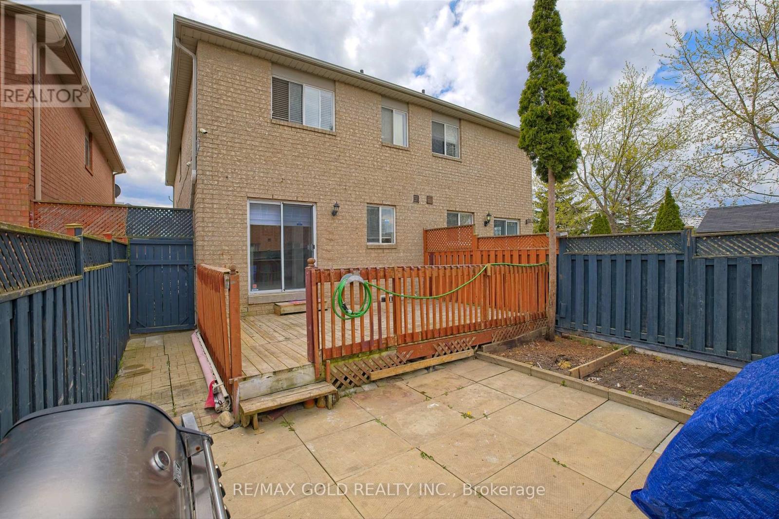 44 BAHA CRESCENT - 7
