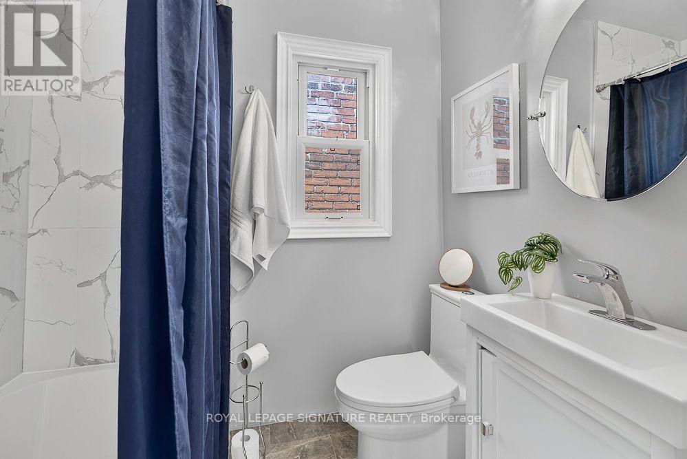 124 EILEEN AVENUE - 12