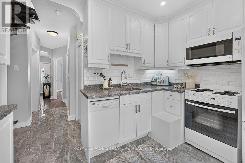 124 EILEEN AVENUE - 9