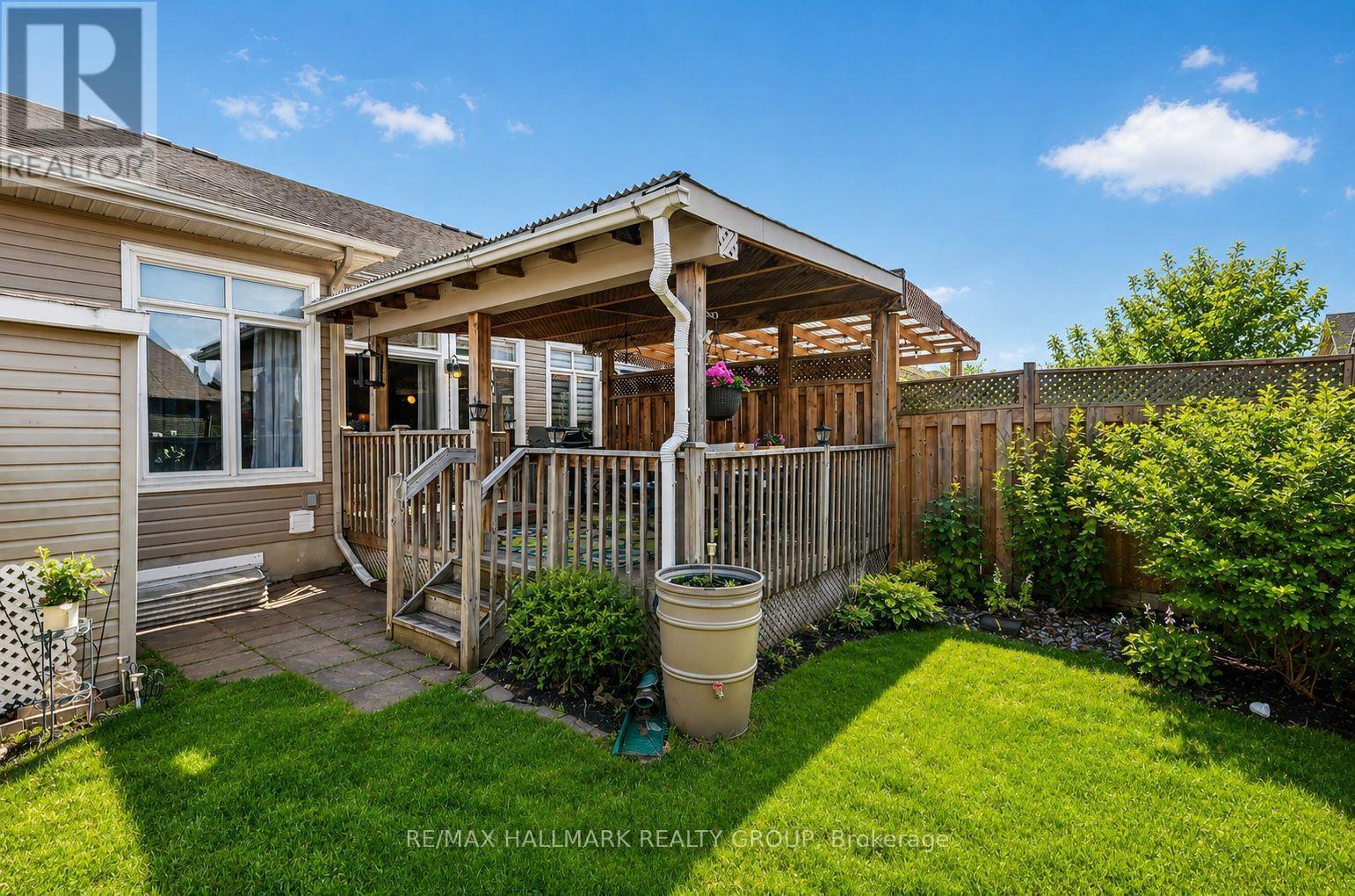 236 BULRUSH CRESCENT - 25