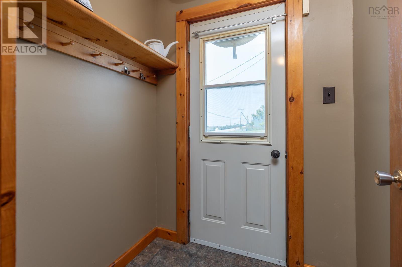 926 Highway 304 - 16