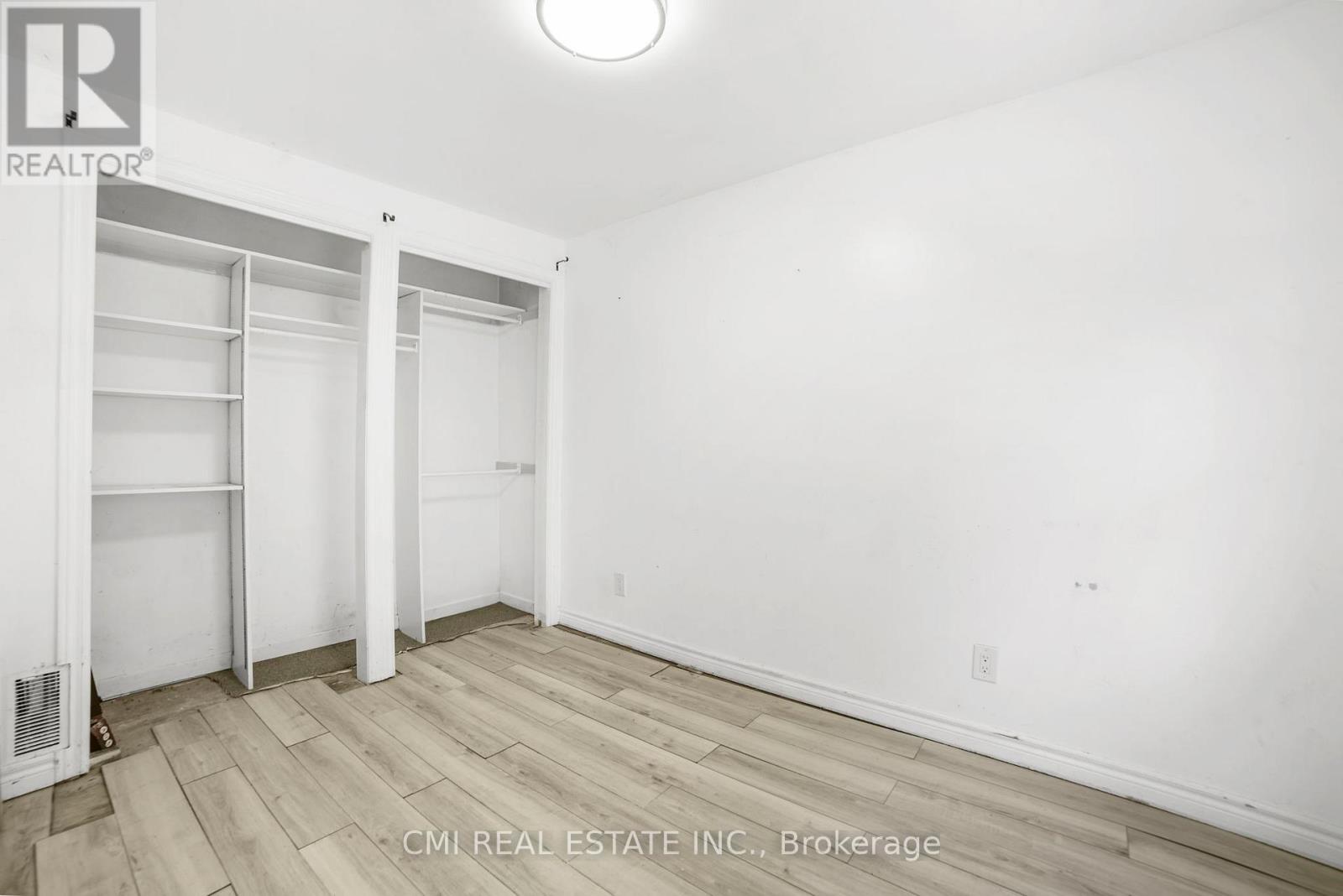 120 SECOND AVENUE E - 18