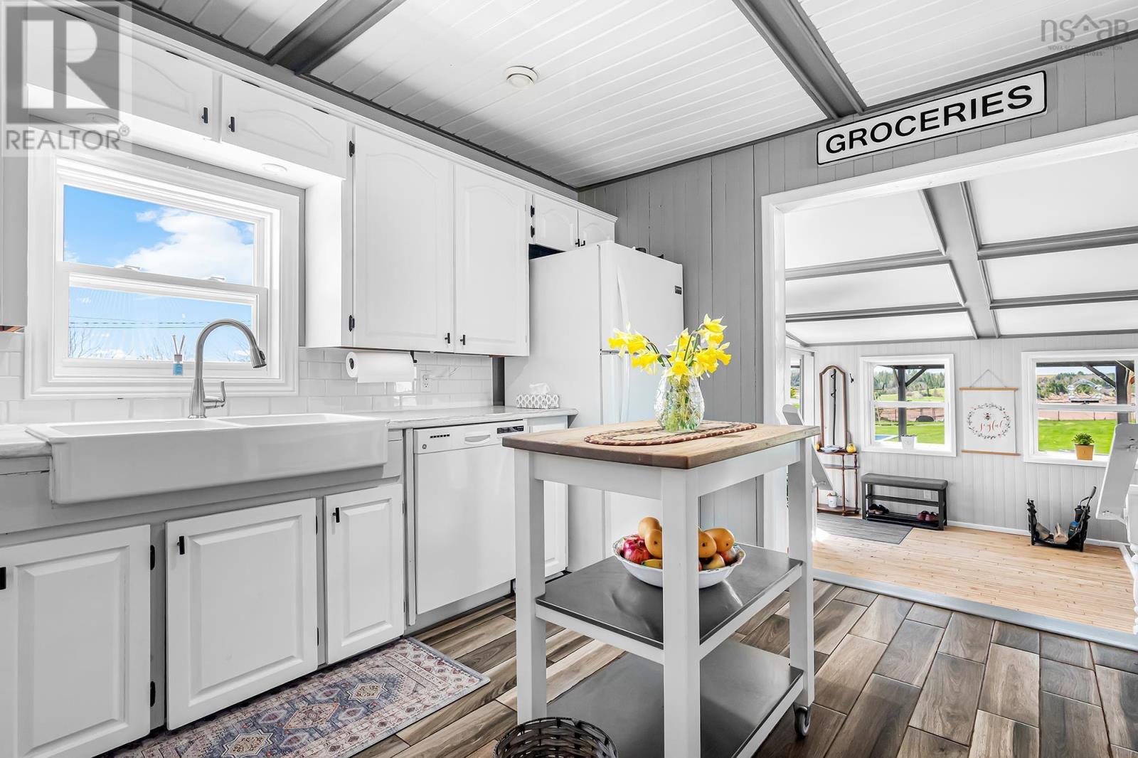 1158 Avondale Road - 22