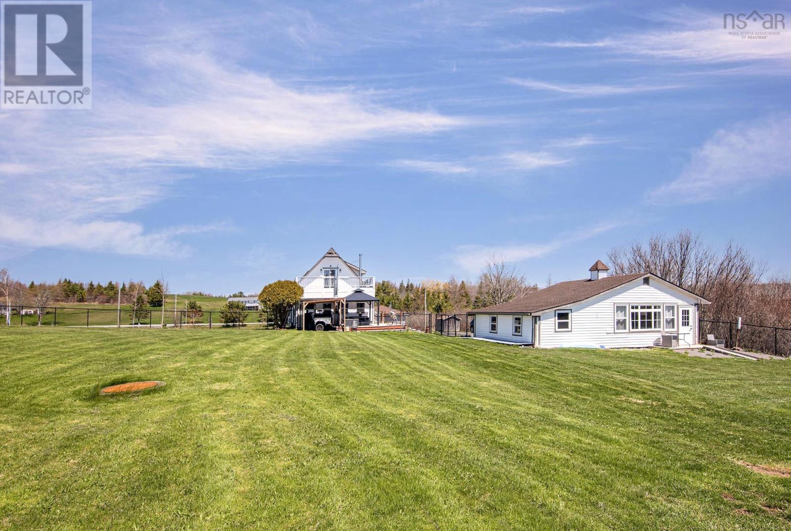 1158 Avondale Road - 12