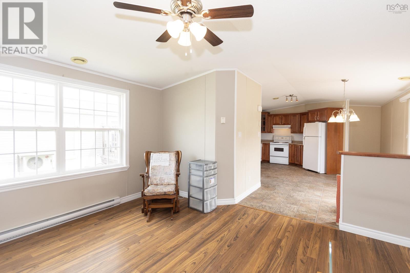 25 Pinehurst Street - 12