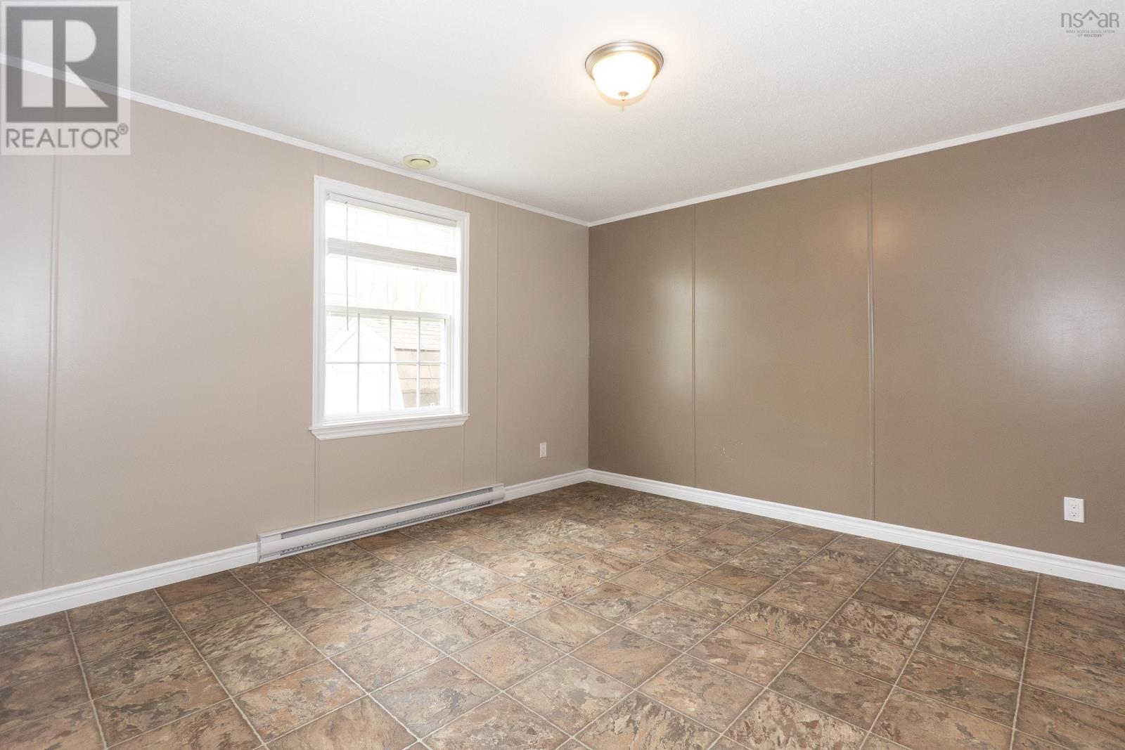 25 Pinehurst Street - 23