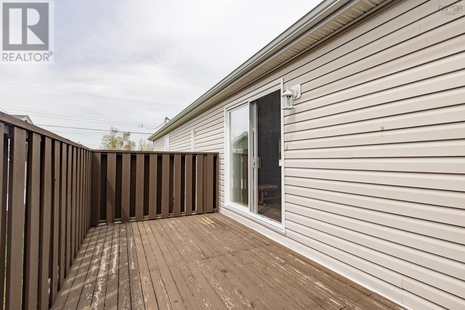 25 Pinehurst Street - 27