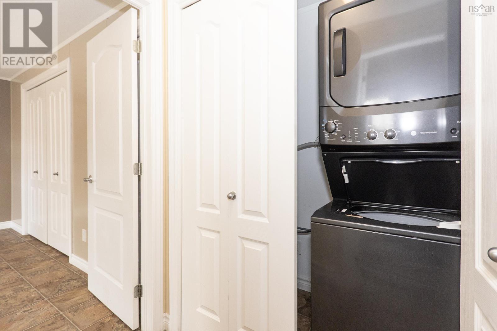 25 Pinehurst Street - 22