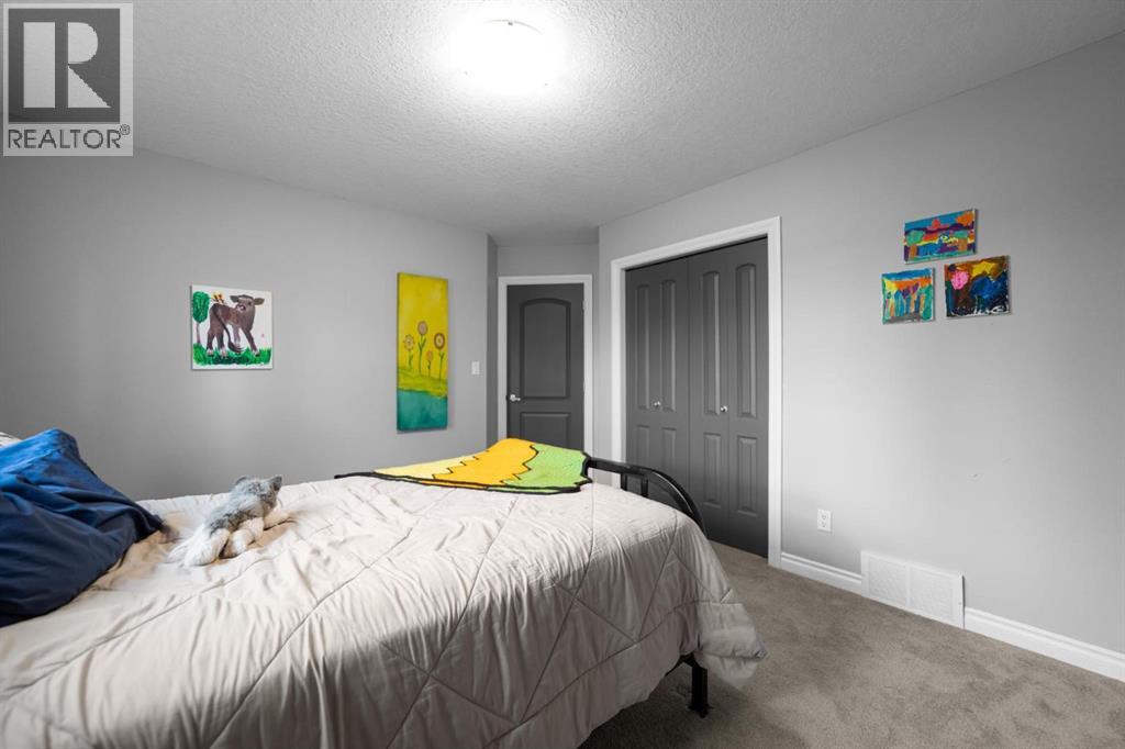 2605 57 Street - 24