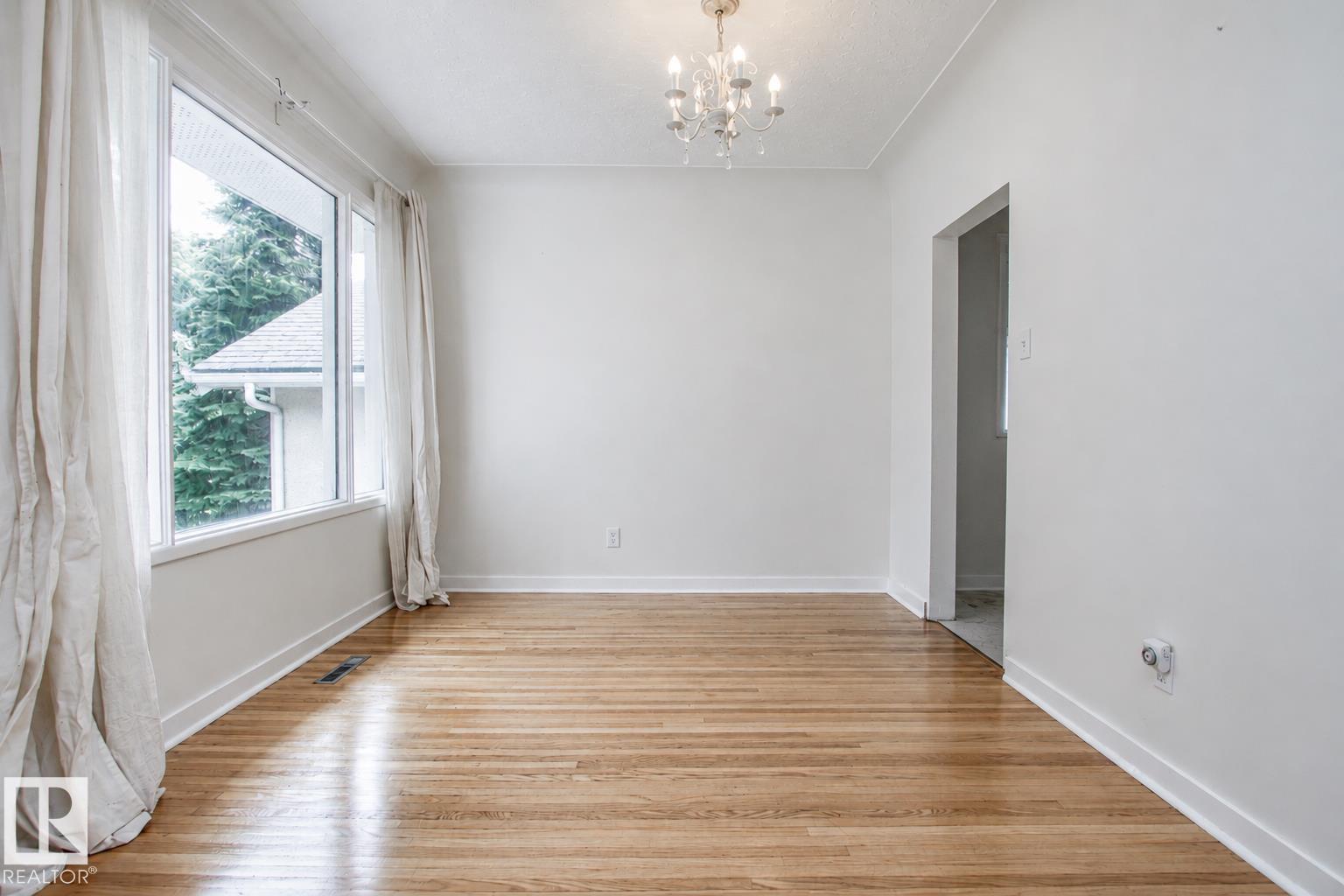11220 68 ST NW - Image 9
