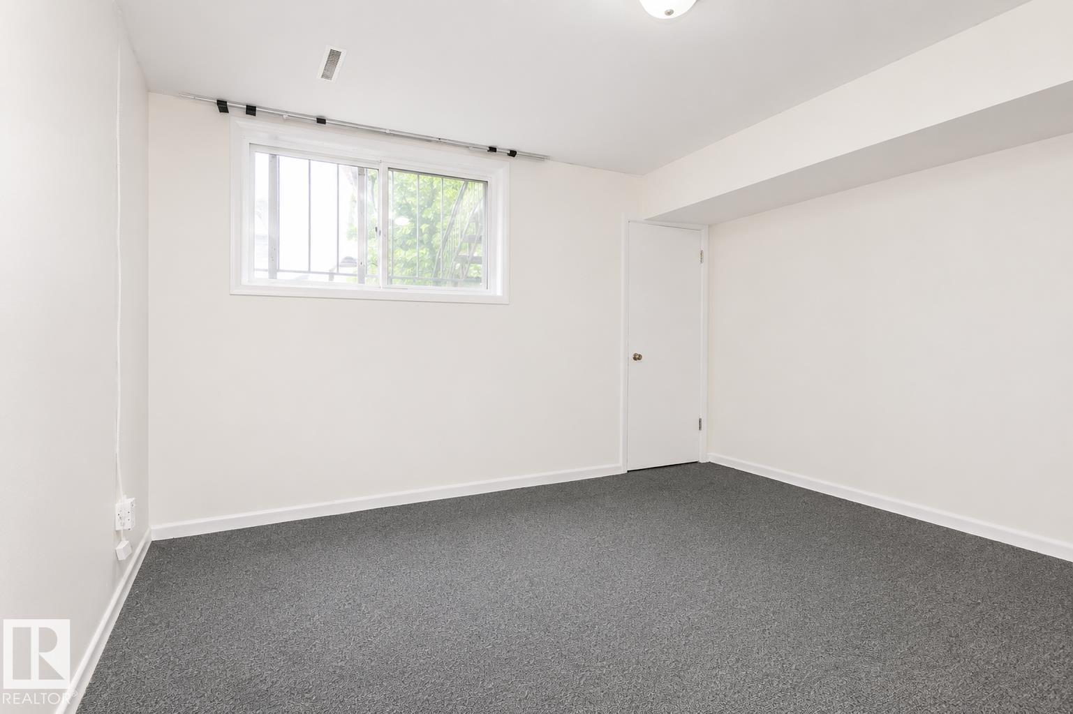 11220 68 ST NW - Image 27