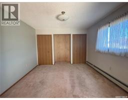 4 119 4th Avenue W, Kindersley, SK S0L1S0 Photo 10