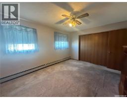 4 119 4th Avenue W, Kindersley, SK S0L1S0 Photo 13