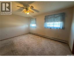 4 119 4th Avenue W, Kindersley, SK S0L1S0 Photo 14