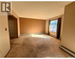 4 119 4th Avenue W, Kindersley, SK S0L1S0 Photo 9