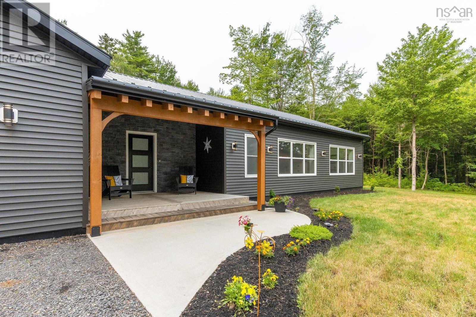 6718 Highway 1 - 41