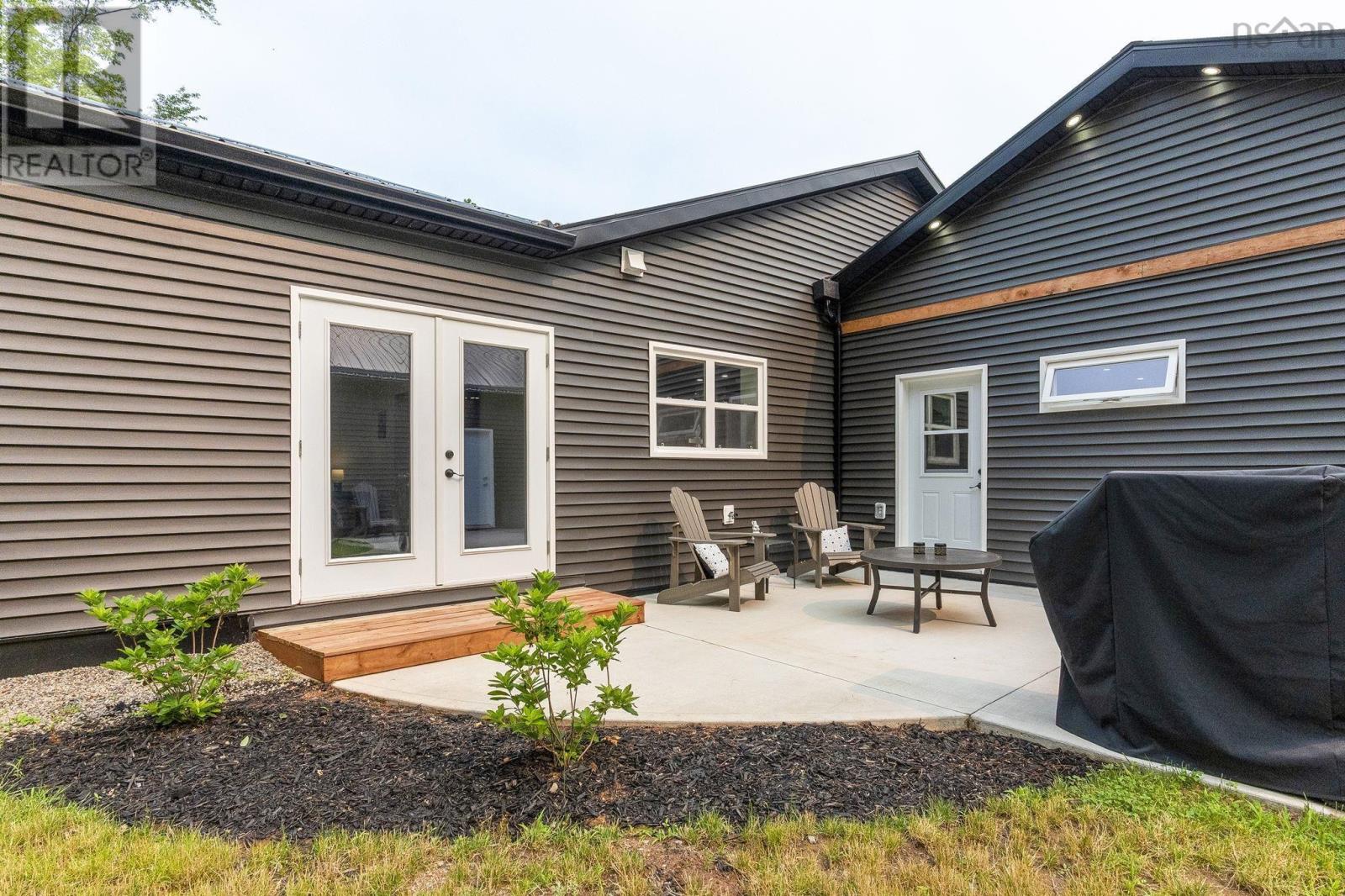 6718 Highway 1 - 44