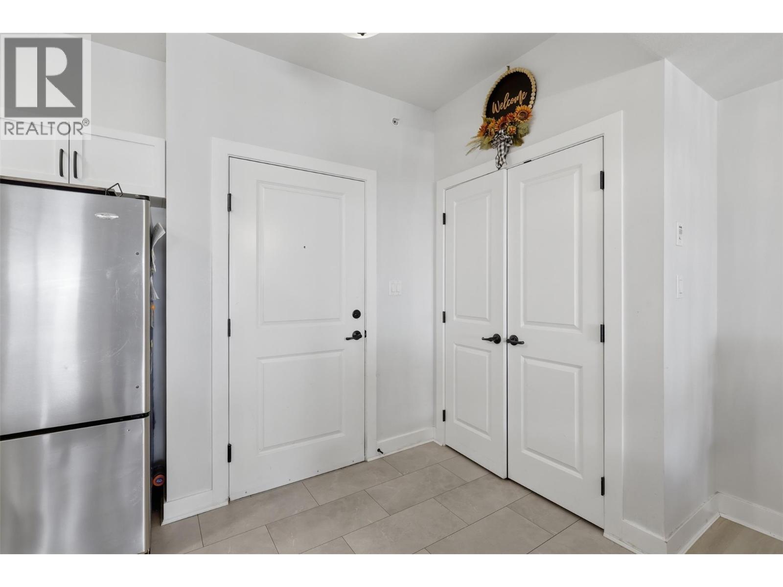 #512 5170 Dallas Drive - 2