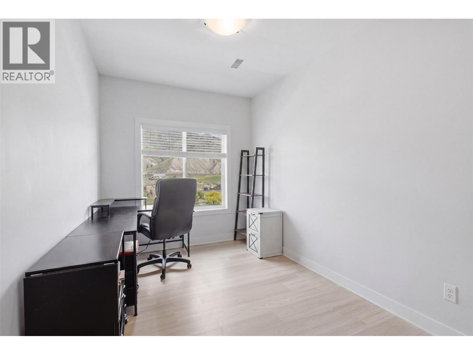#512 5170 Dallas Drive - 28