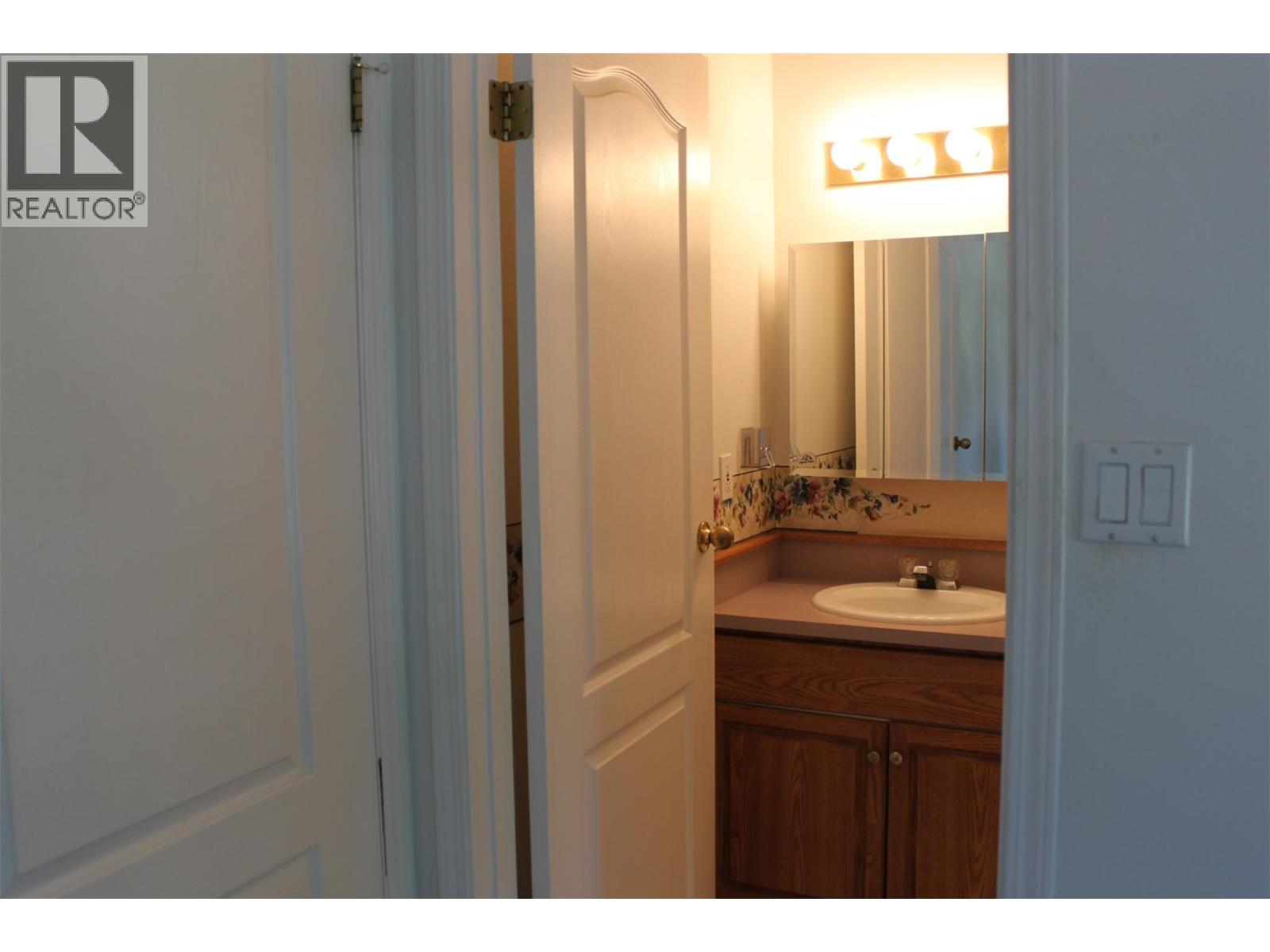 129 Oak Street - 14