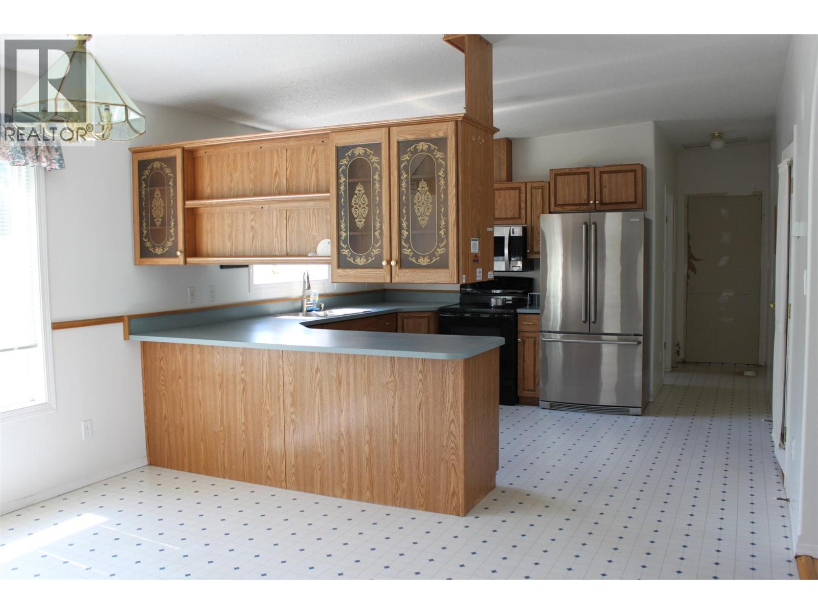129 Oak Street - 9