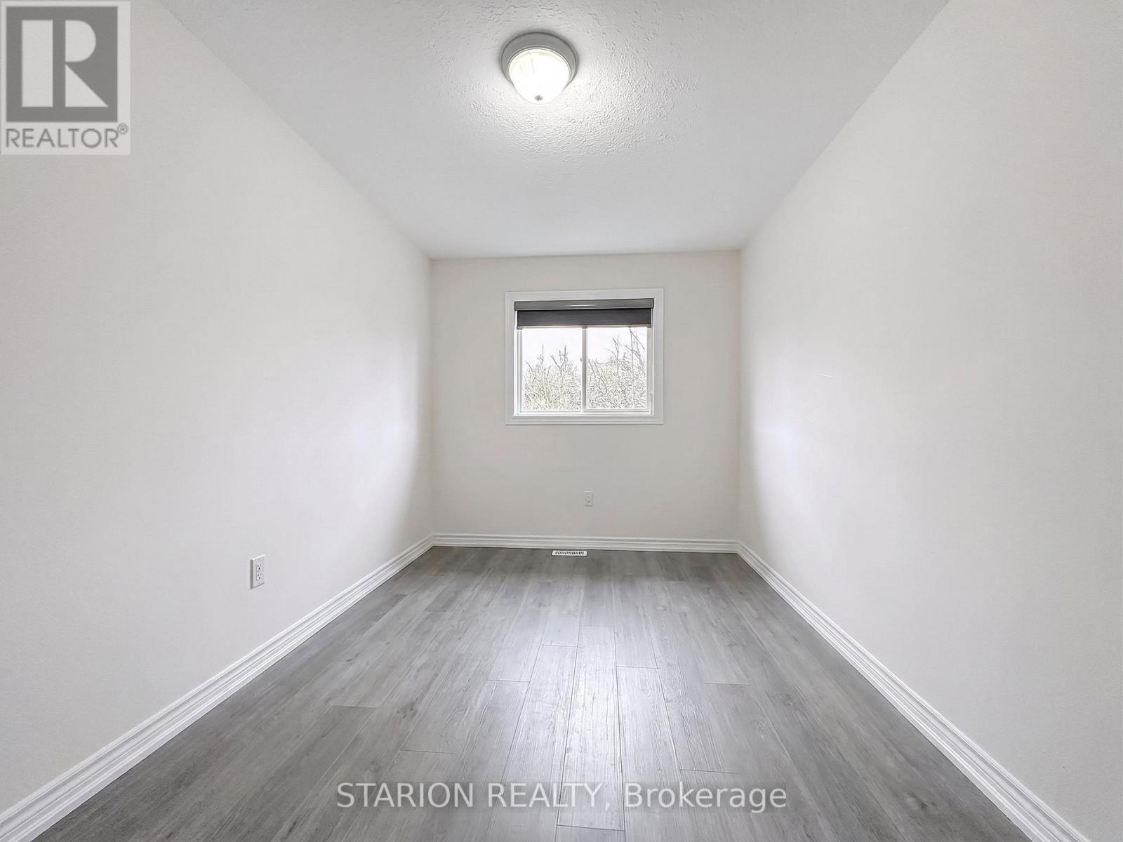 #13 345 GLANCASTER ROAD - 24