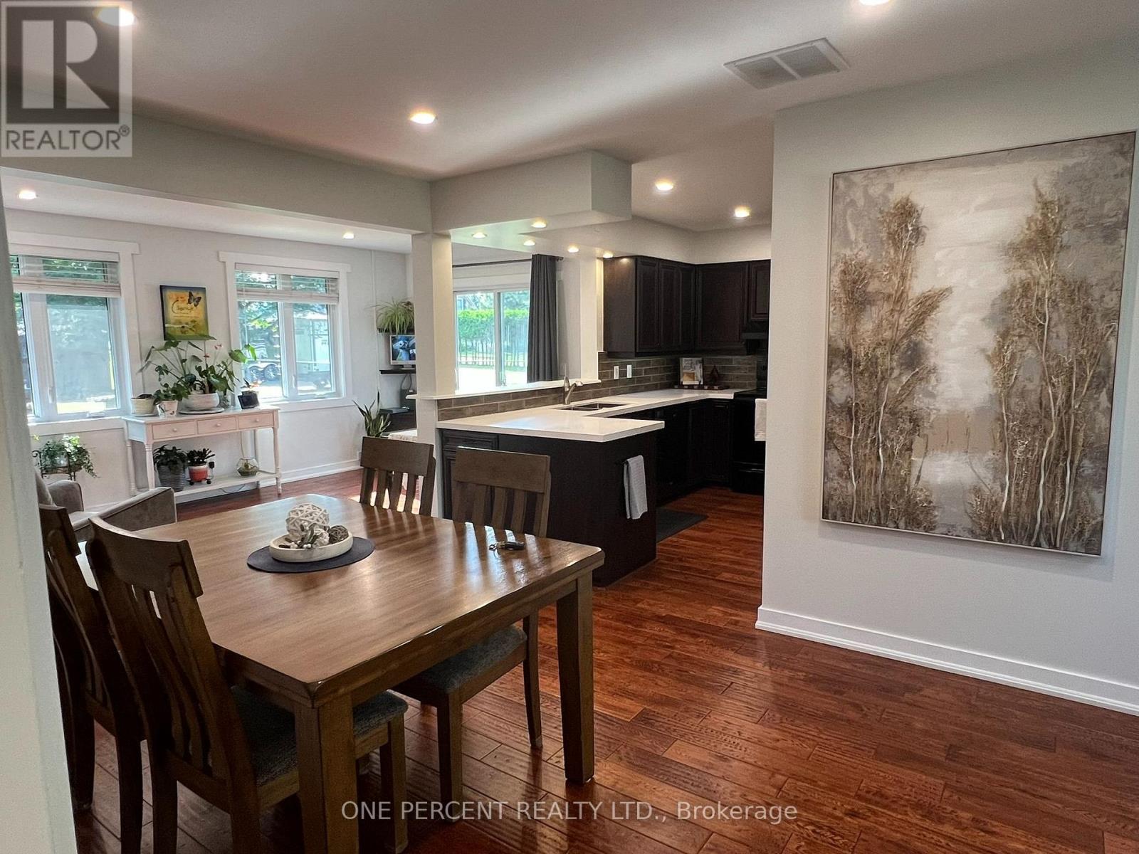 412 MANITOBA STREET - Image 15