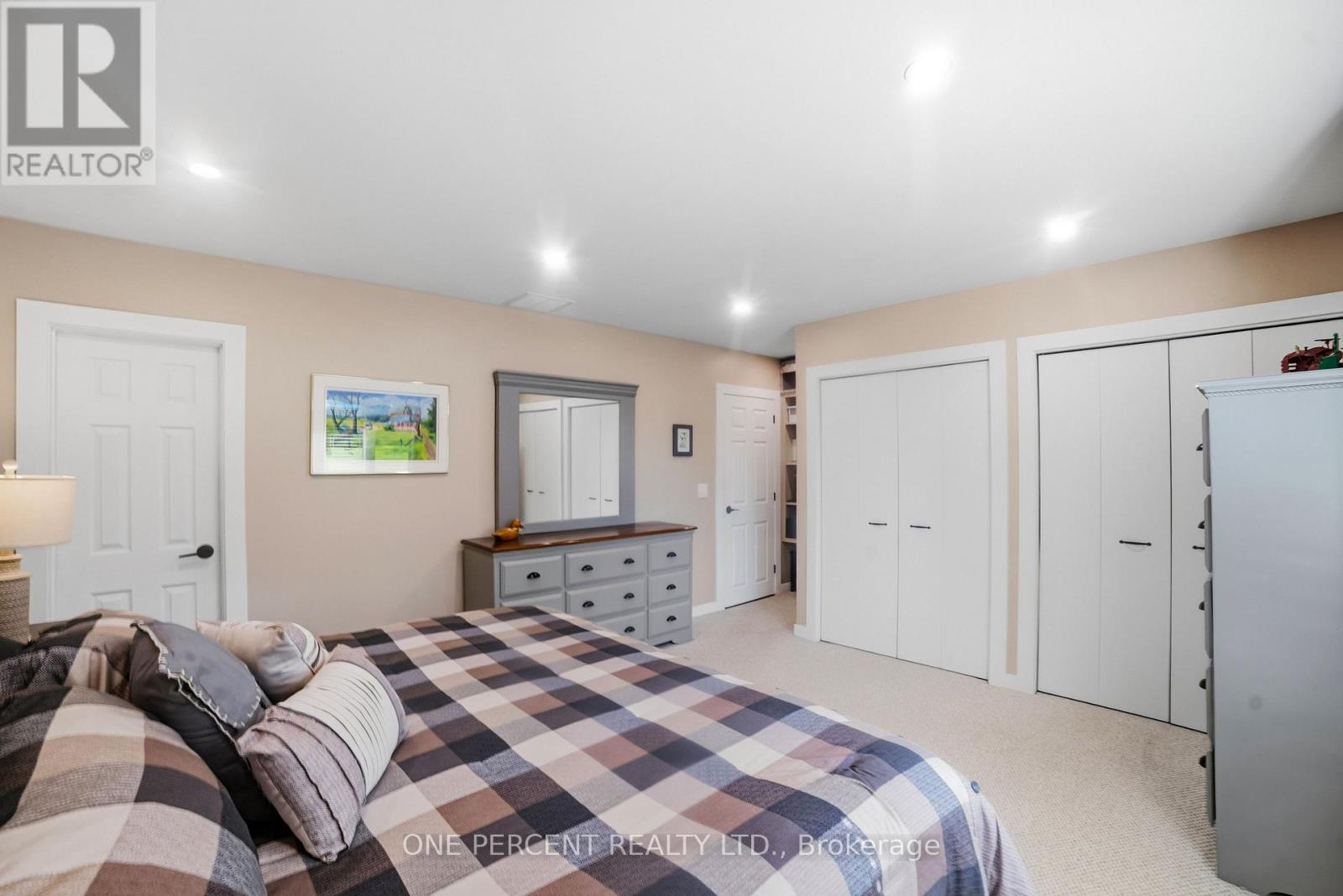 412 MANITOBA STREET - Image 24