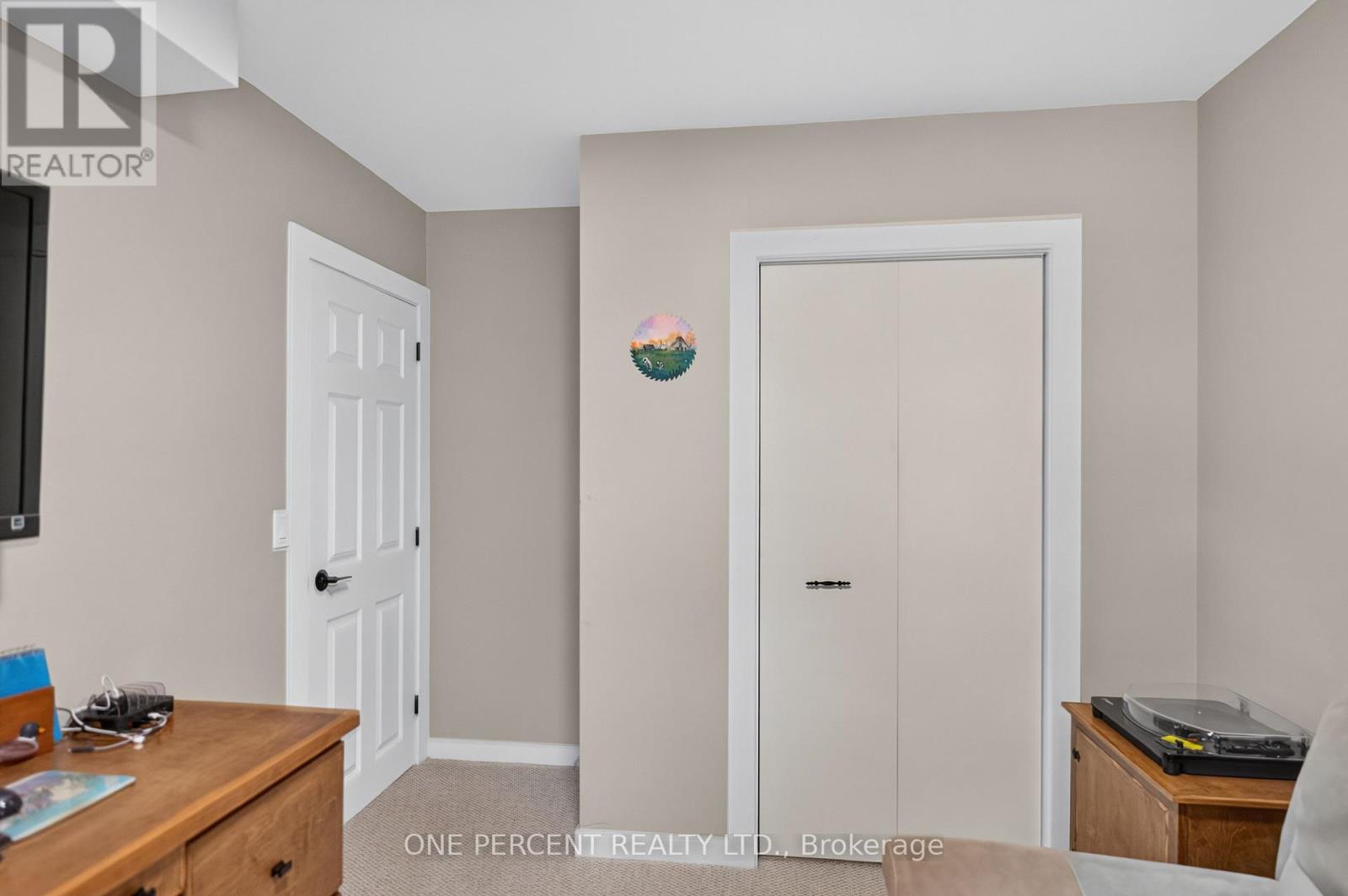 412 MANITOBA STREET - Image 29