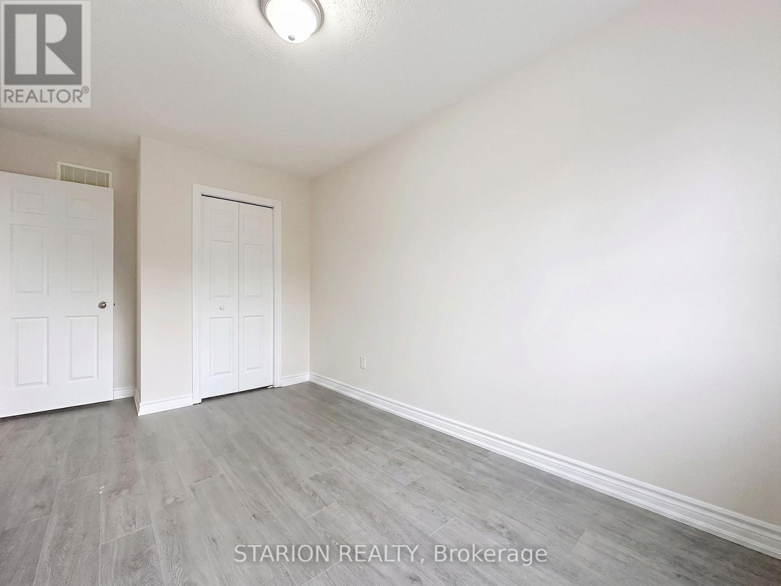#13 345 GLANCASTER ROAD - 23