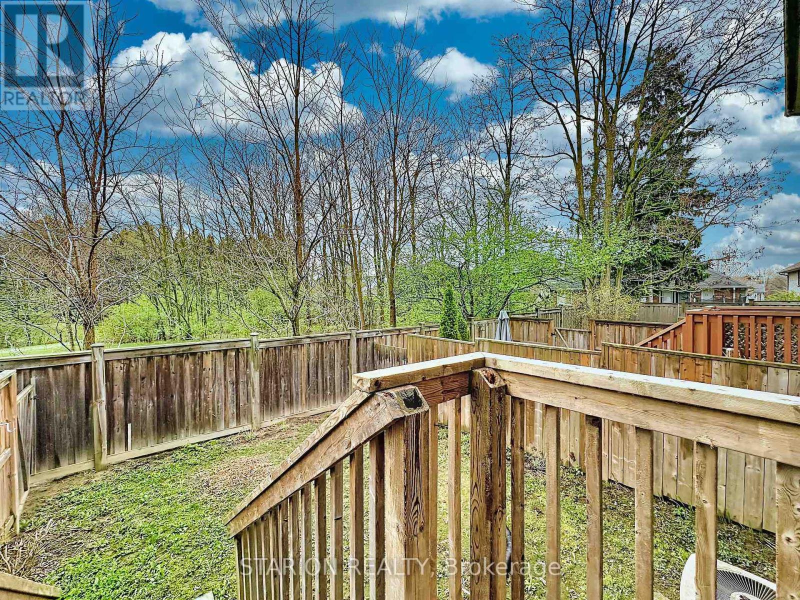 #13 345 GLANCASTER ROAD - 27